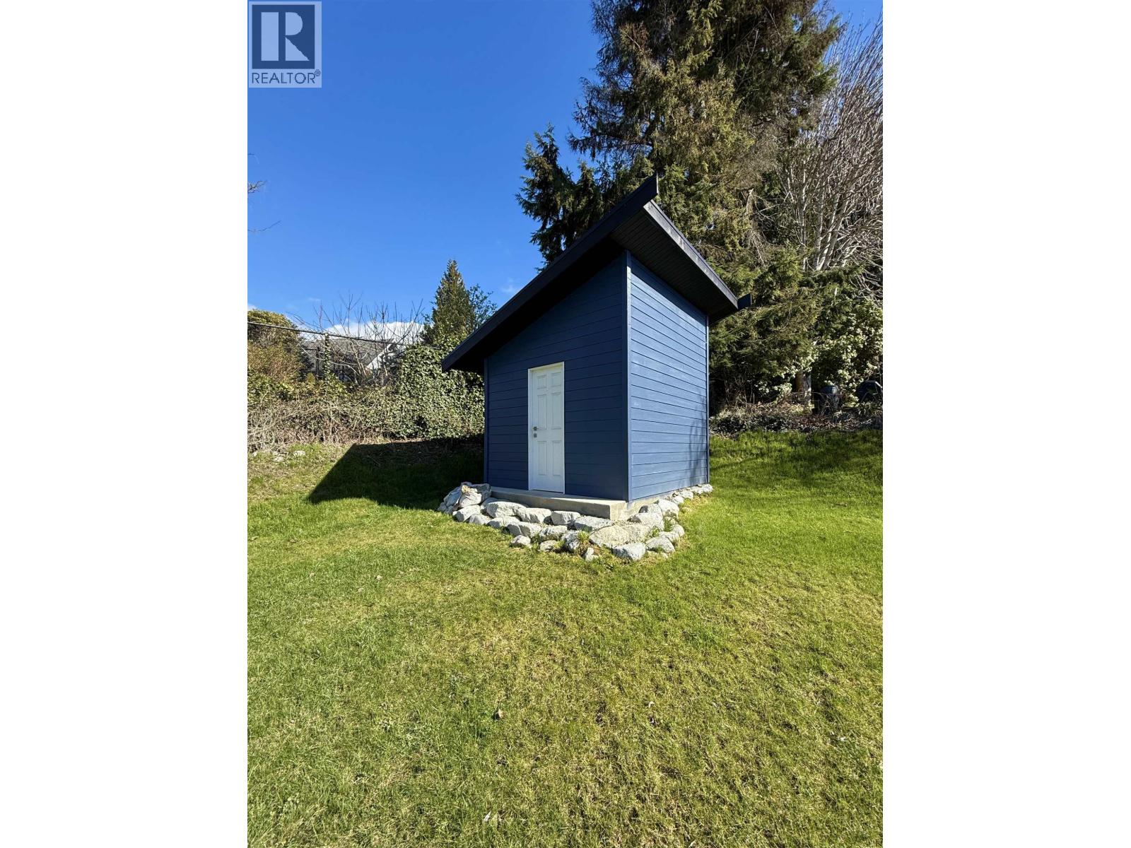 1496 BONNIEBROOK HEIGHTS ROAD, Gibsons