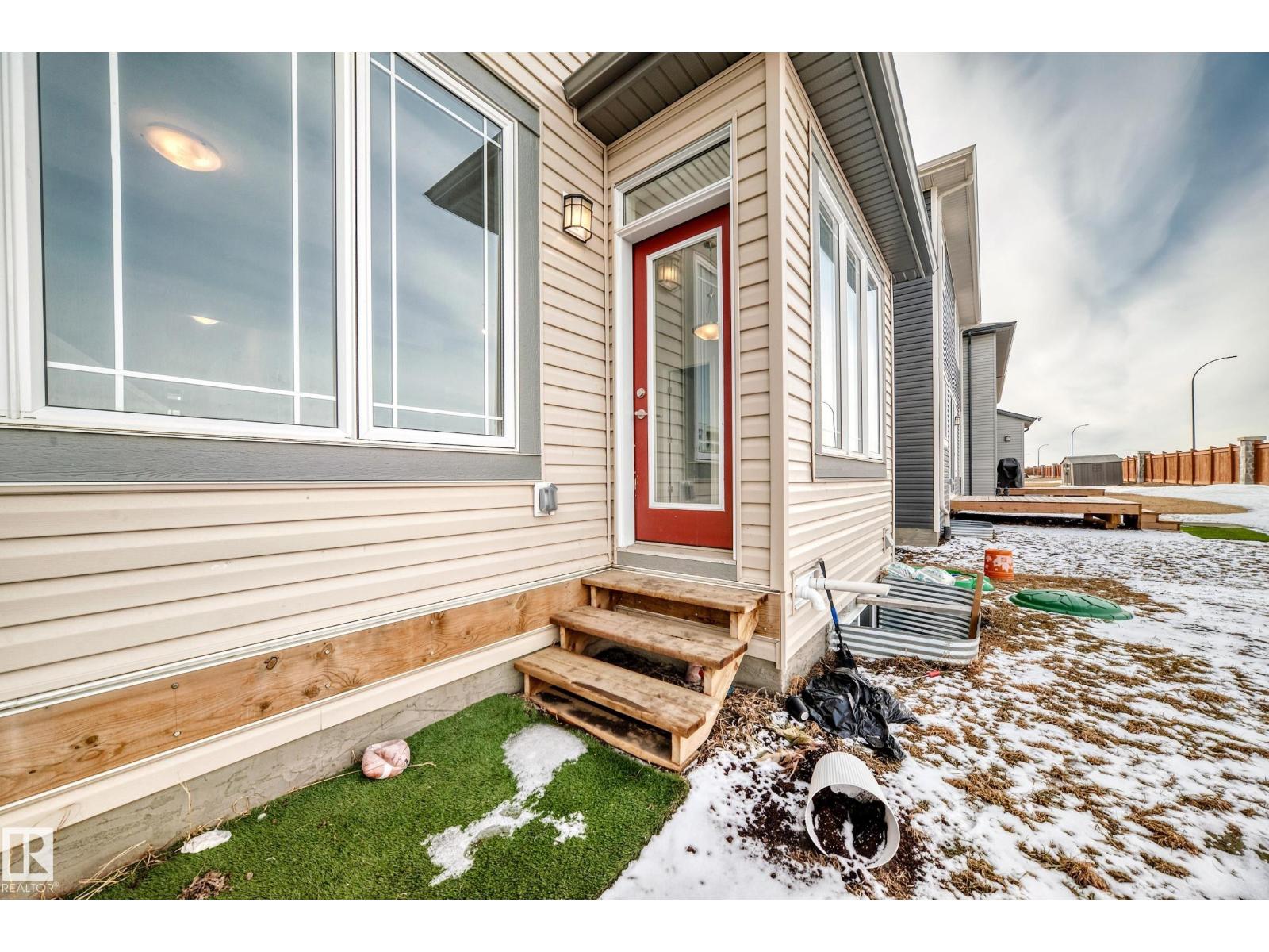 20612 22 AV NW, Edmonton