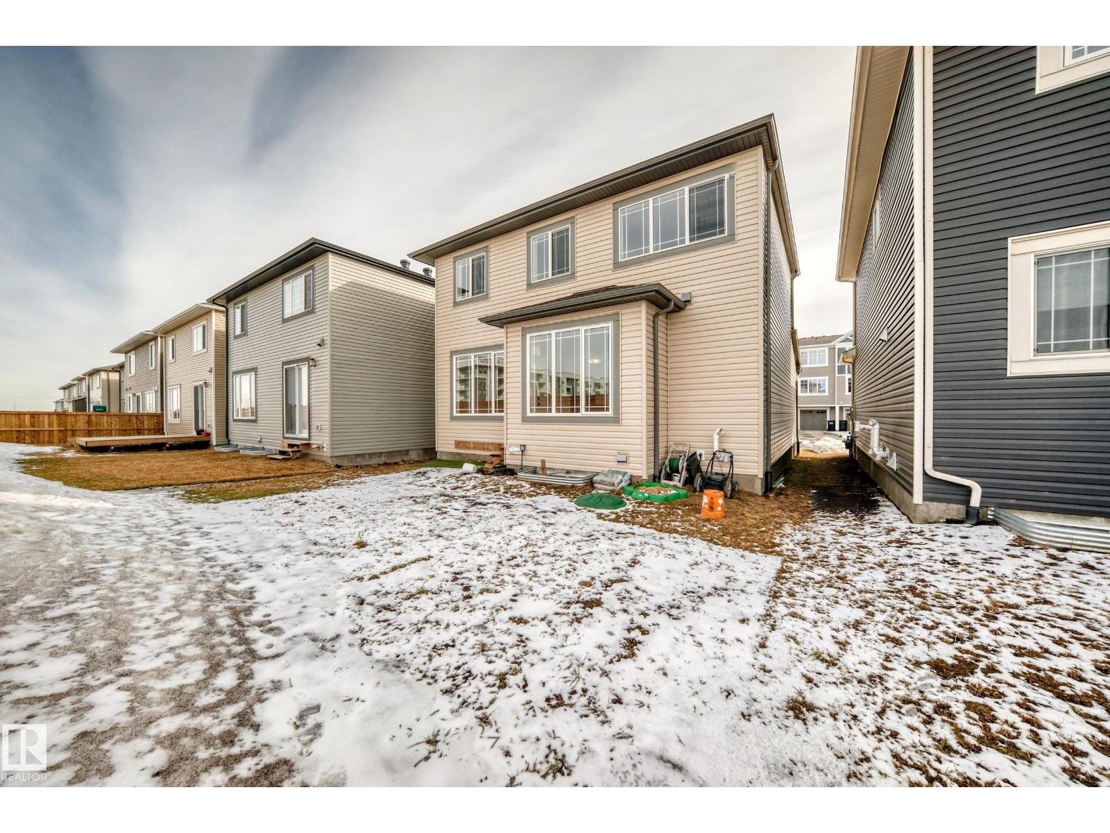 20612 22 AV NW, Edmonton