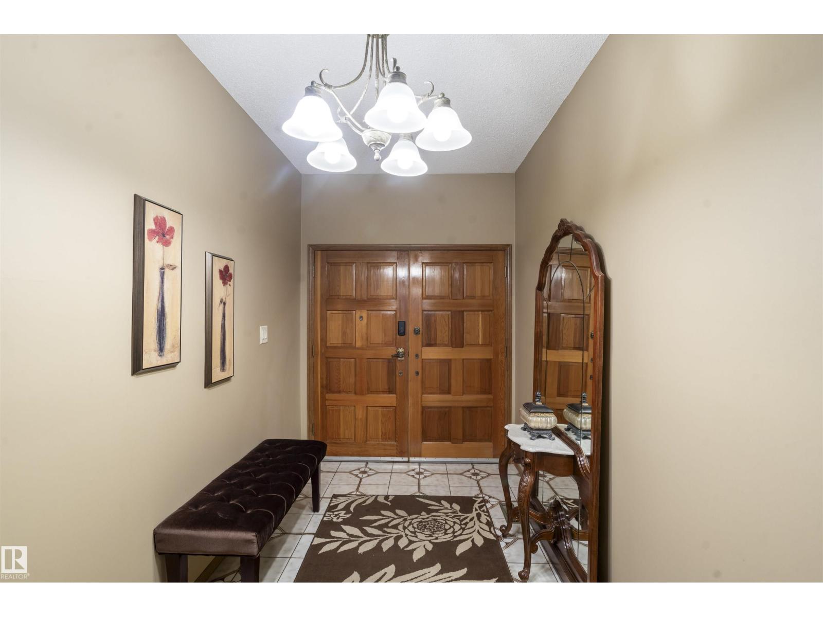 9831 158 AV NW, Edmonton