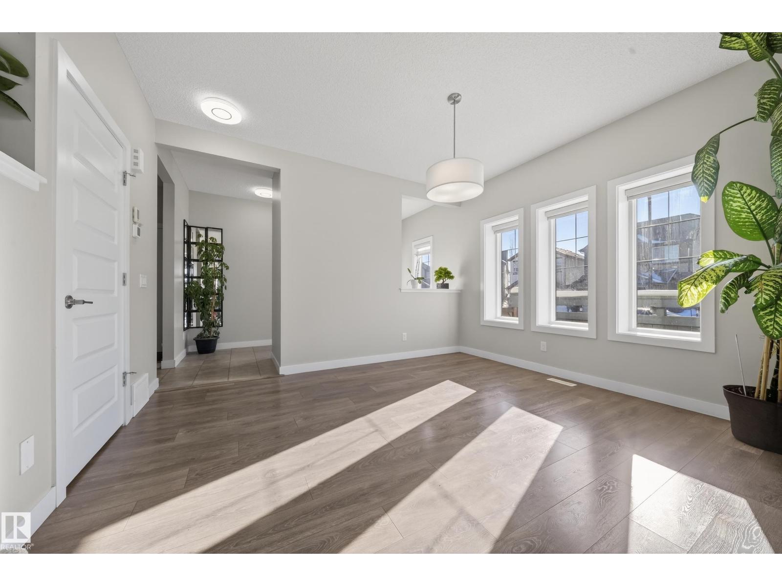 1234 DANIELS CR SW, Edmonton