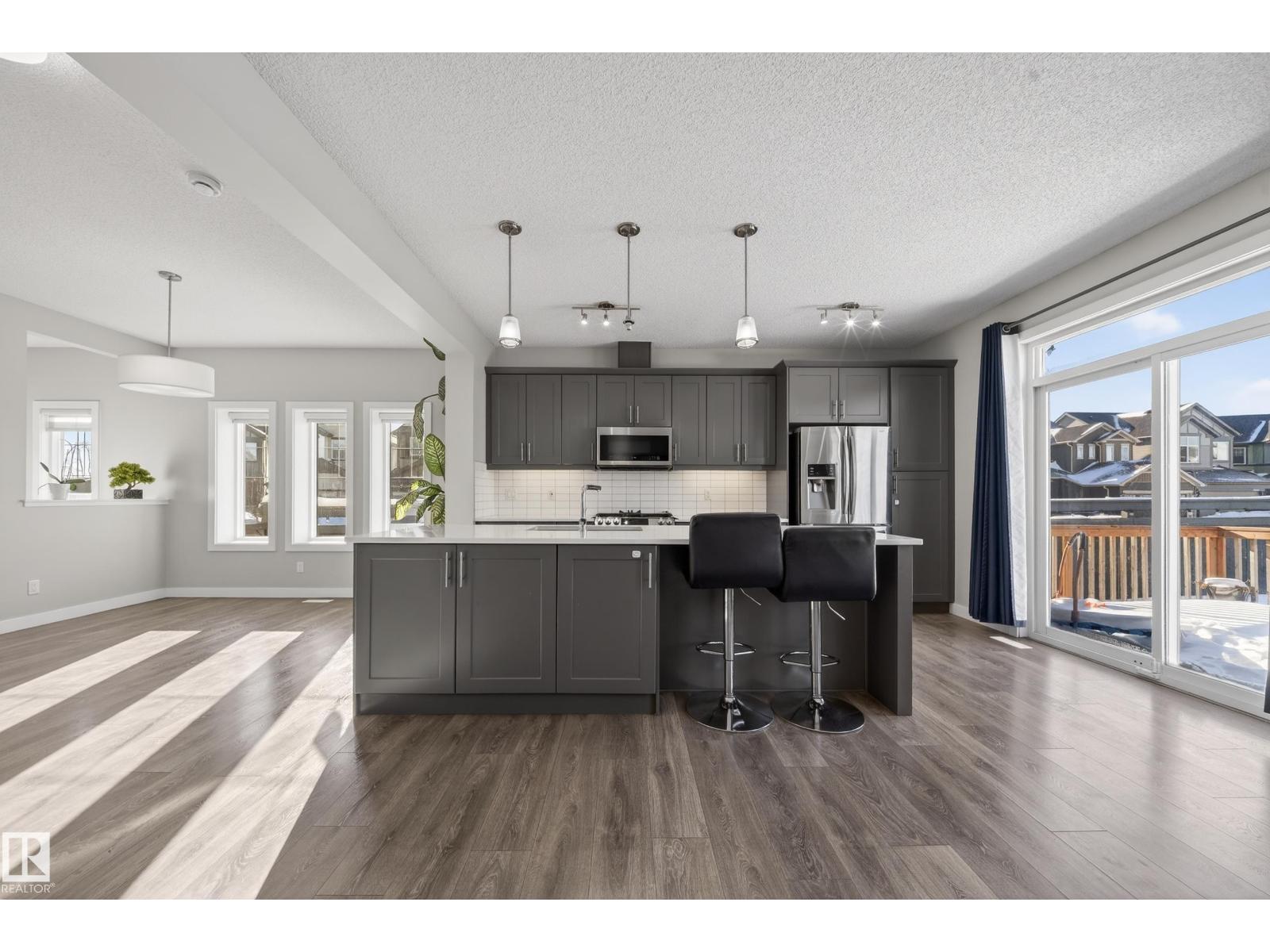 1234 DANIELS CR SW, Edmonton