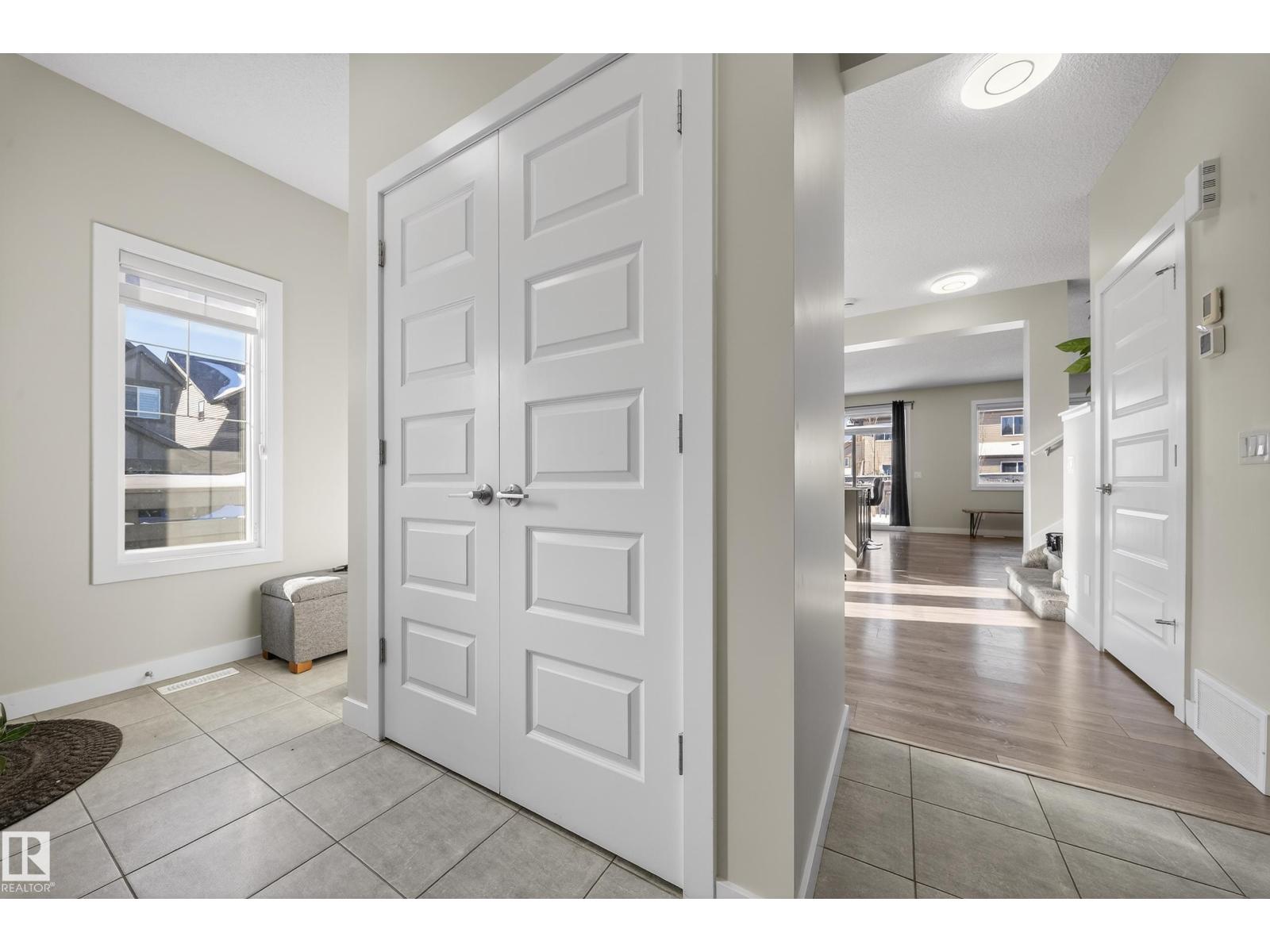 1234 DANIELS CR SW, Edmonton