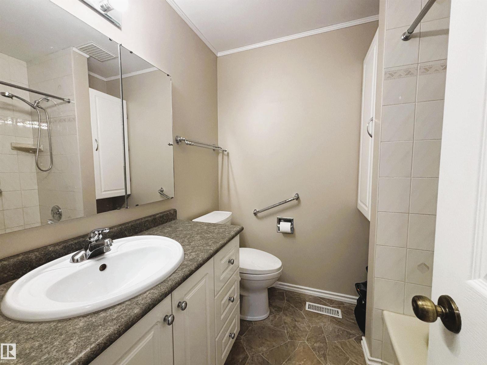 11139 30 AV NW, Edmonton