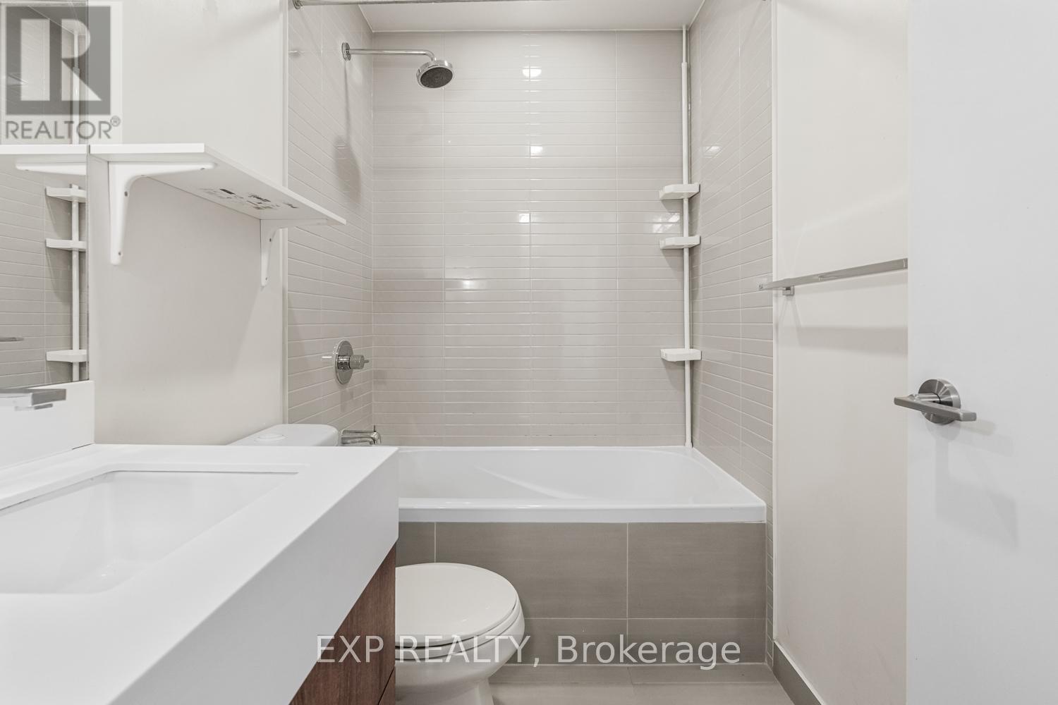 #1009 200 SACKVILLE STREET - 21