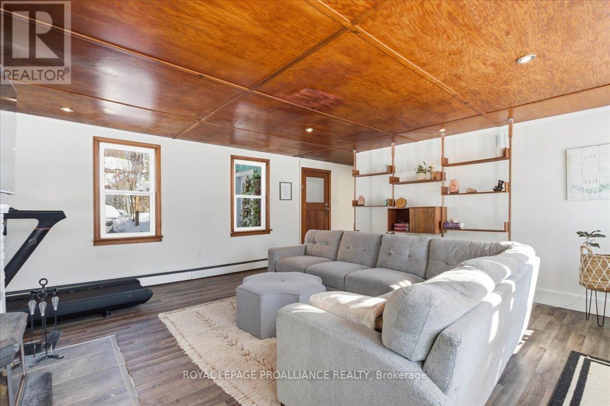 17 KING STREET — photo 8