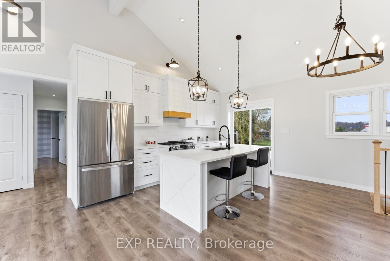 6 BAYSIDE DRIVE - 9