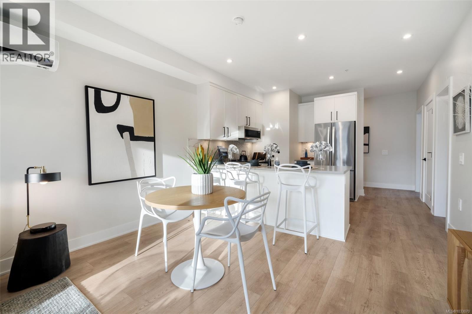 218 1371 Goldstream Avenue, Langford