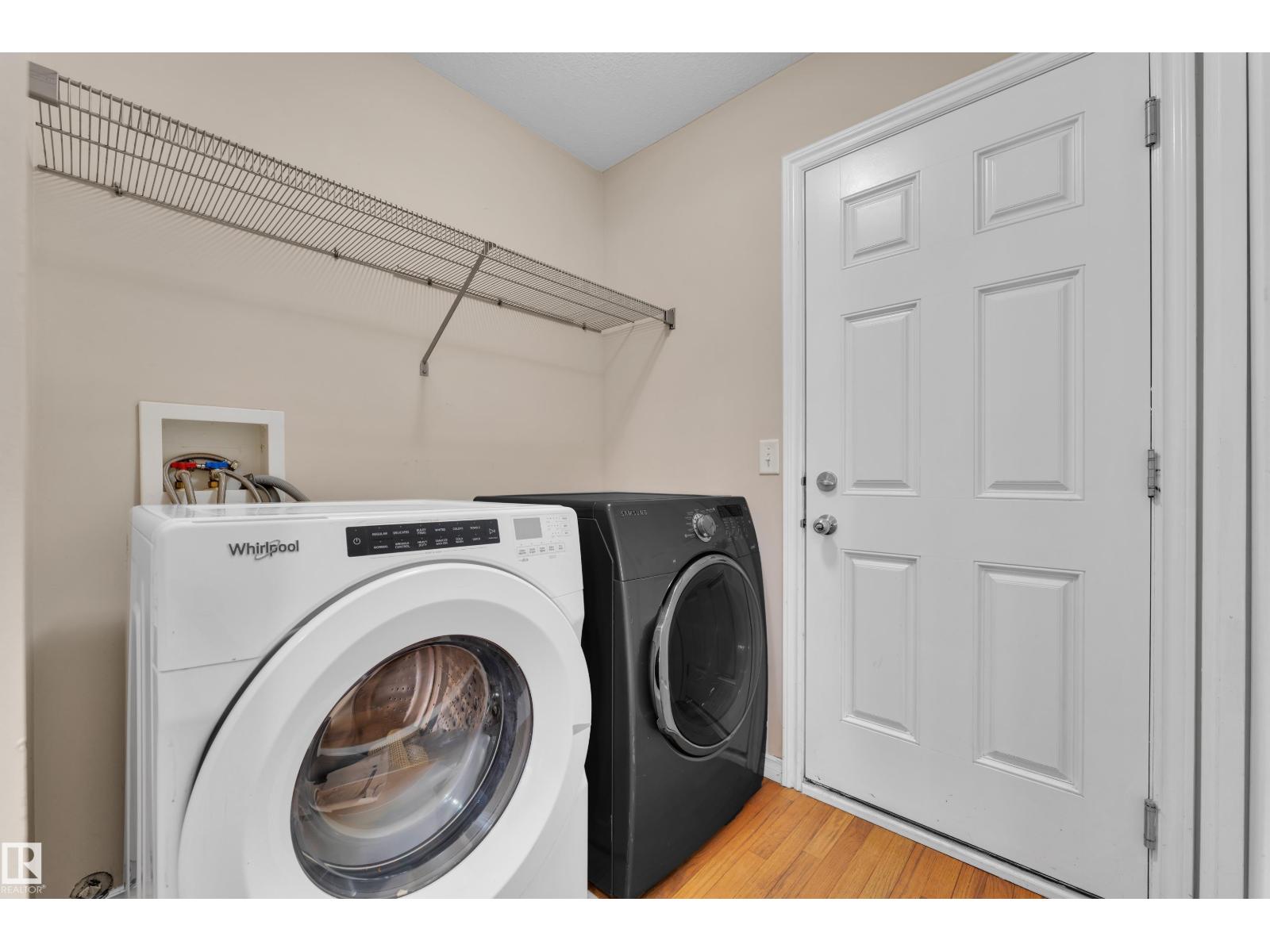 1739 61 ST SW, Edmonton