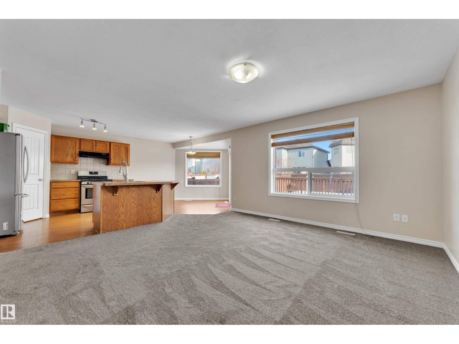 1739 61 ST SW, Edmonton