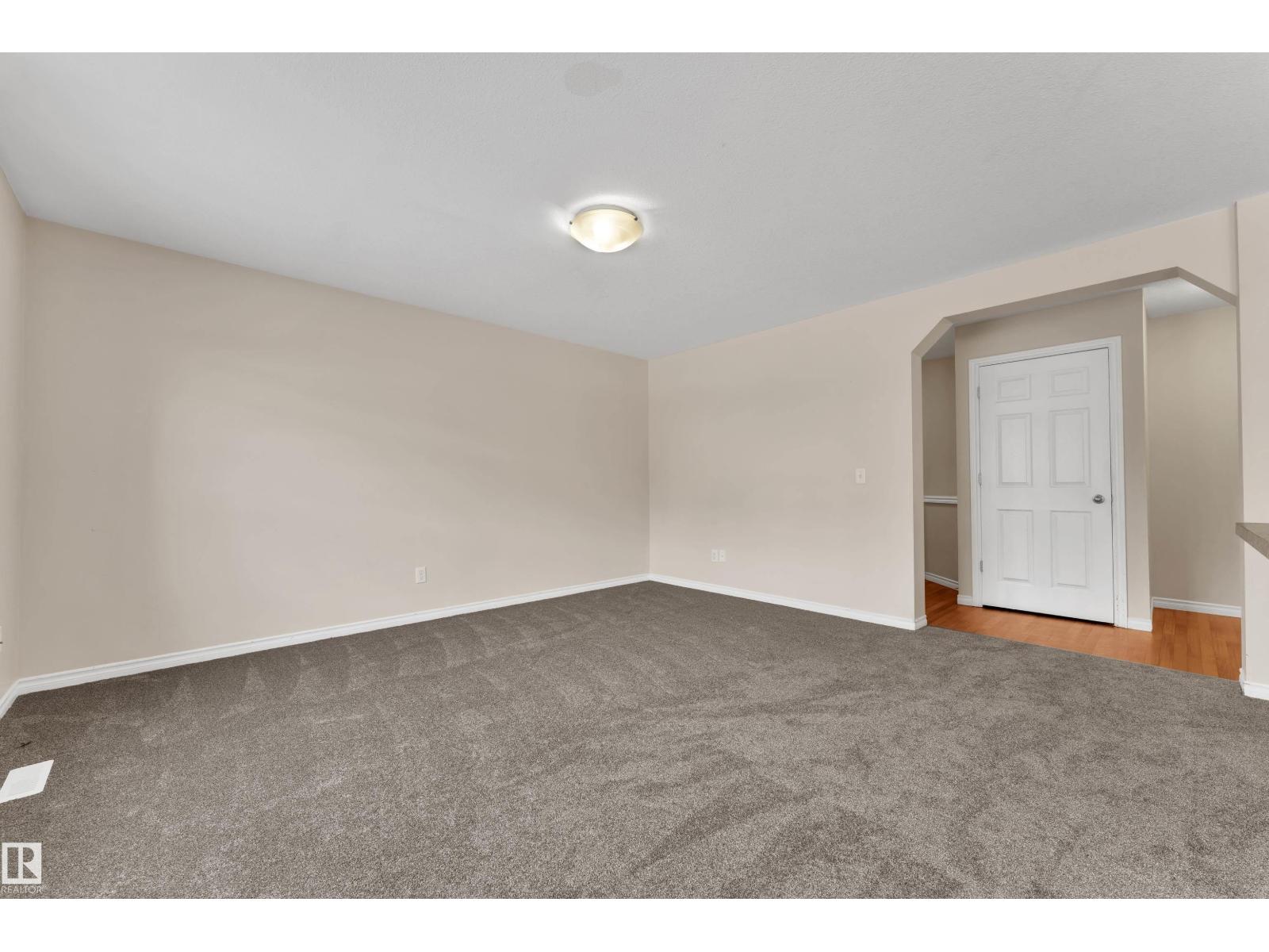 1739 61 ST SW, Edmonton