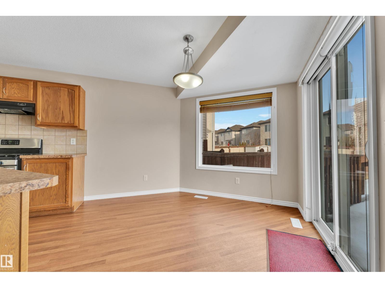 1739 61 ST SW, Edmonton