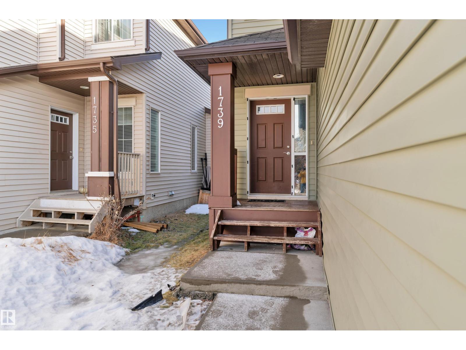 1739 61 ST SW, Edmonton