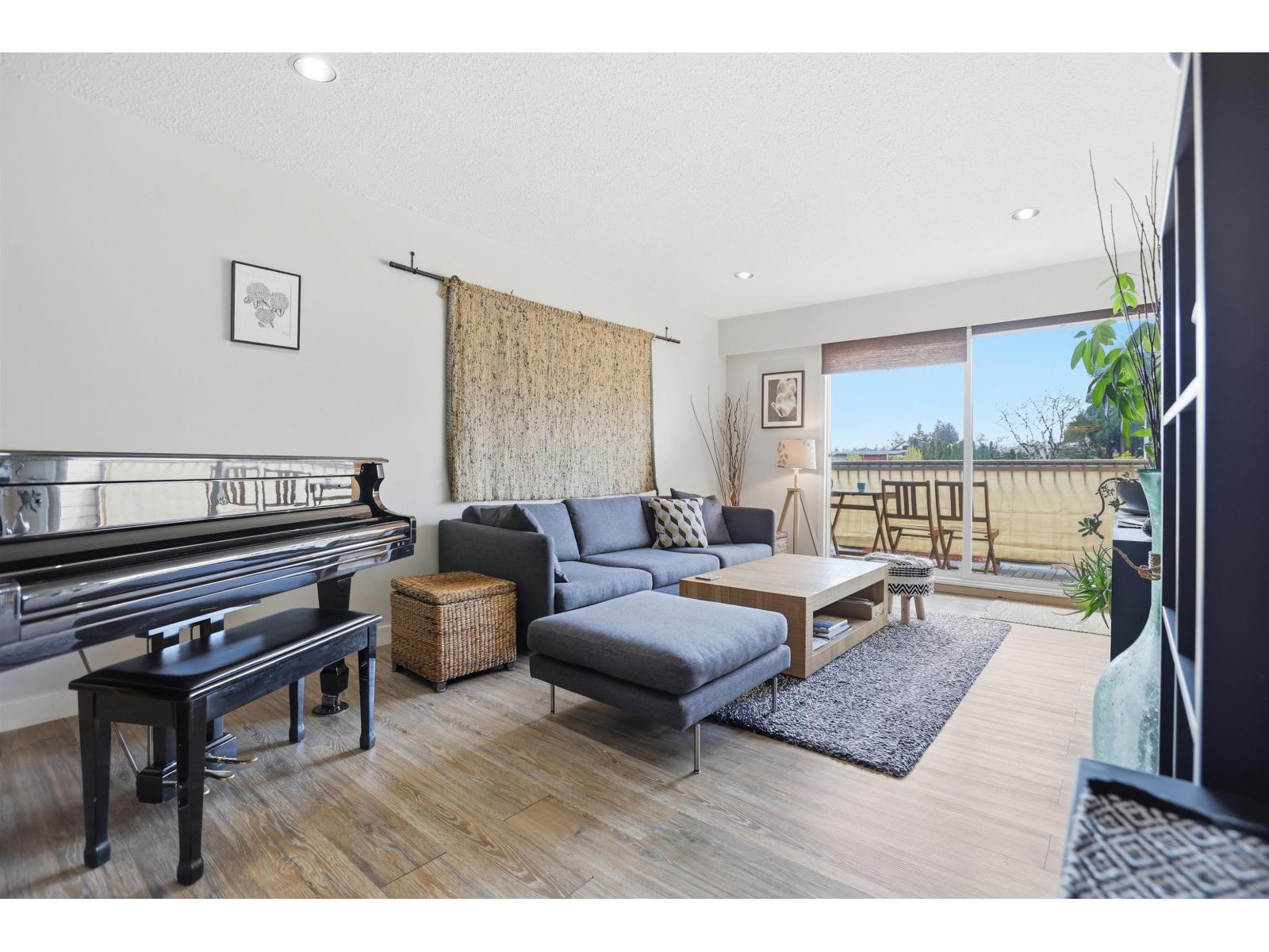 #215-11816 88 Avenue, Delta