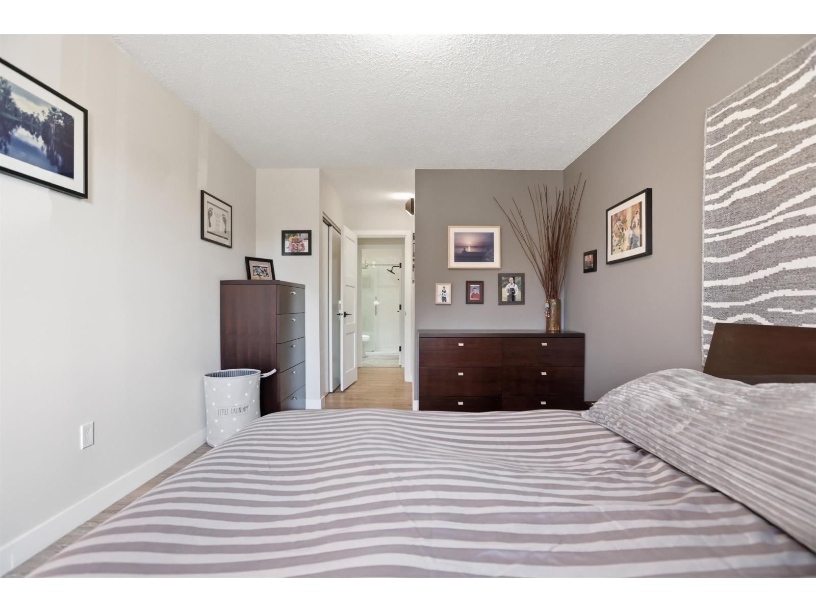 #215-11816 88 Avenue, Delta