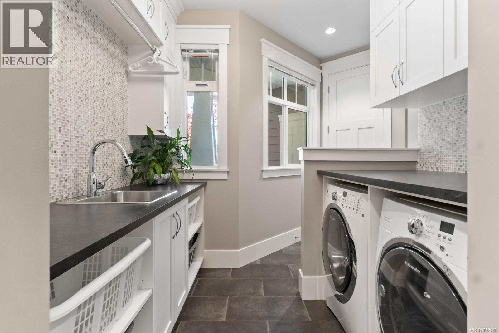 1432 Kaz Crt - 14