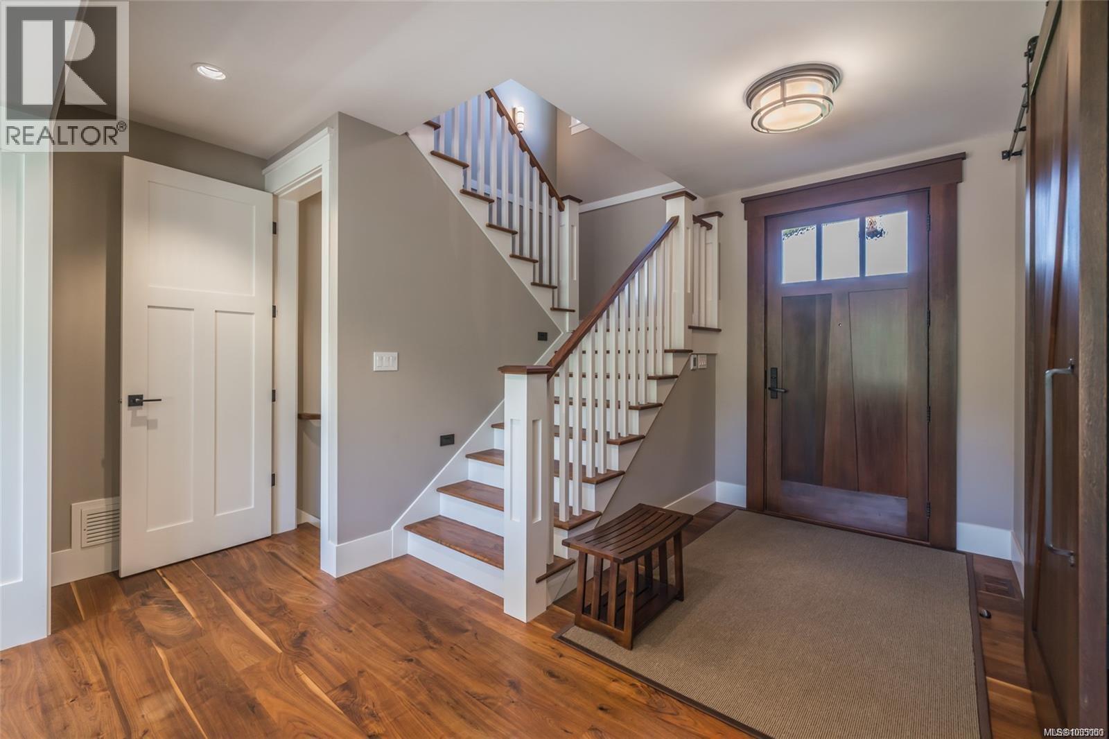 1432 Kaz Crt - 50