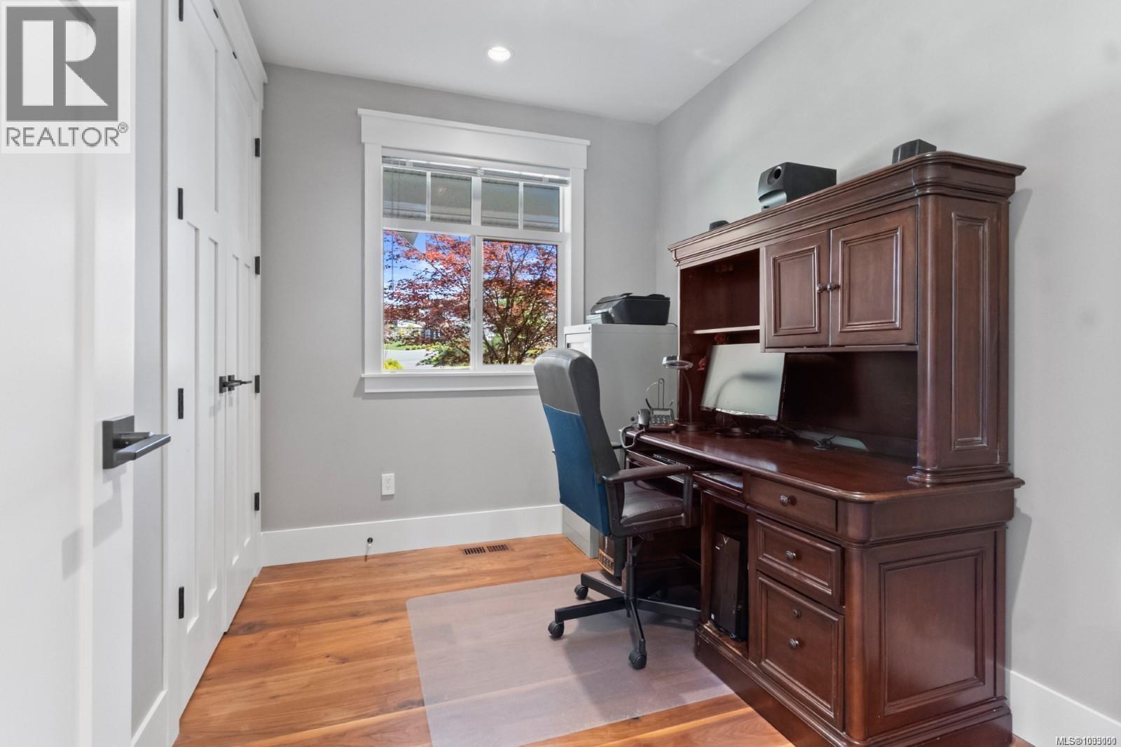 1432 Kaz Crt - 52