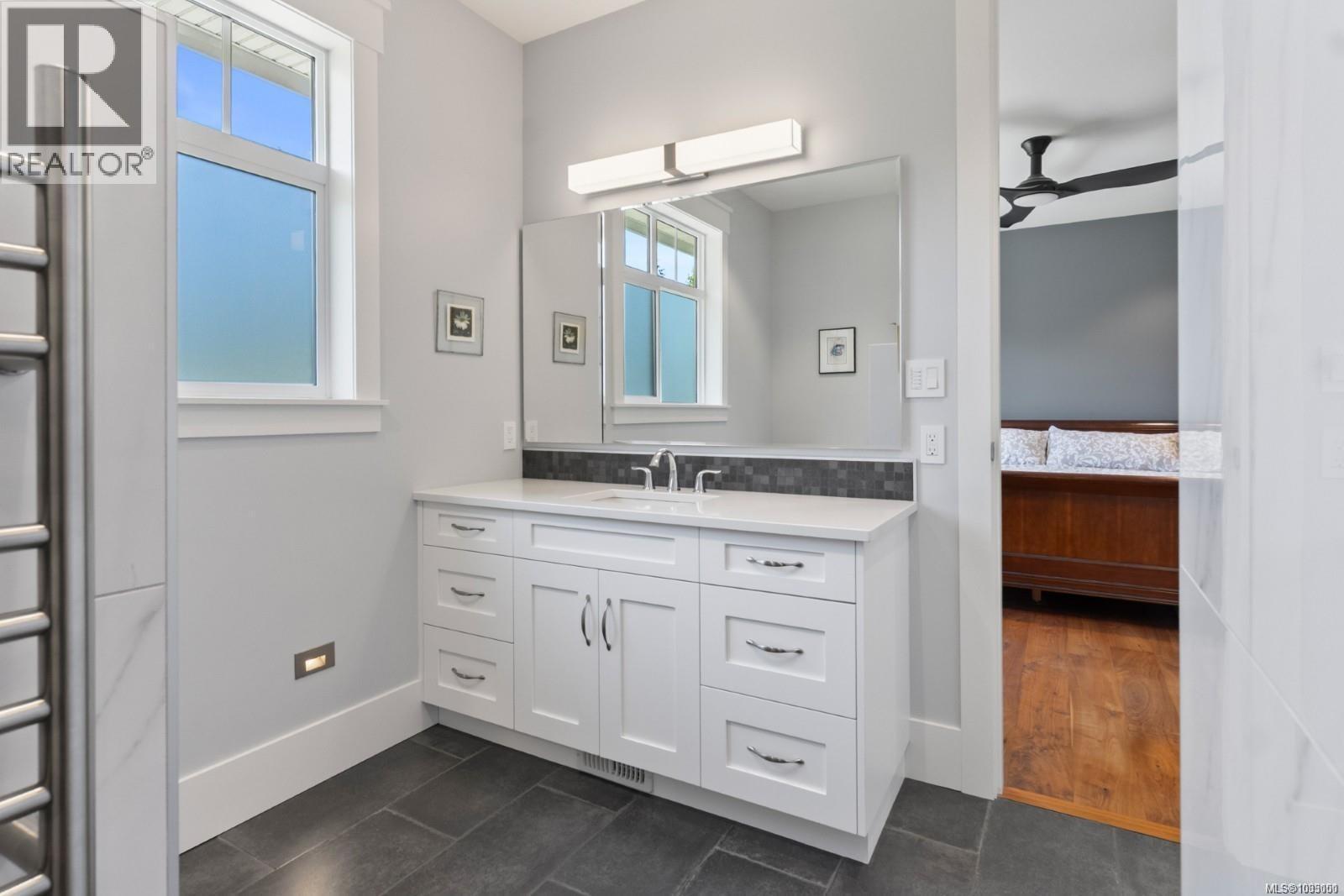 1432 Kaz Crt - 63