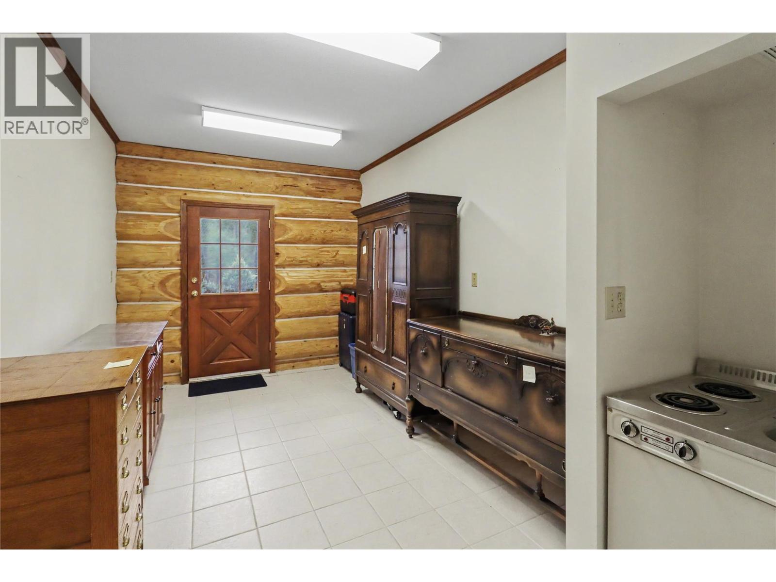 8810 North Fork Road - 40