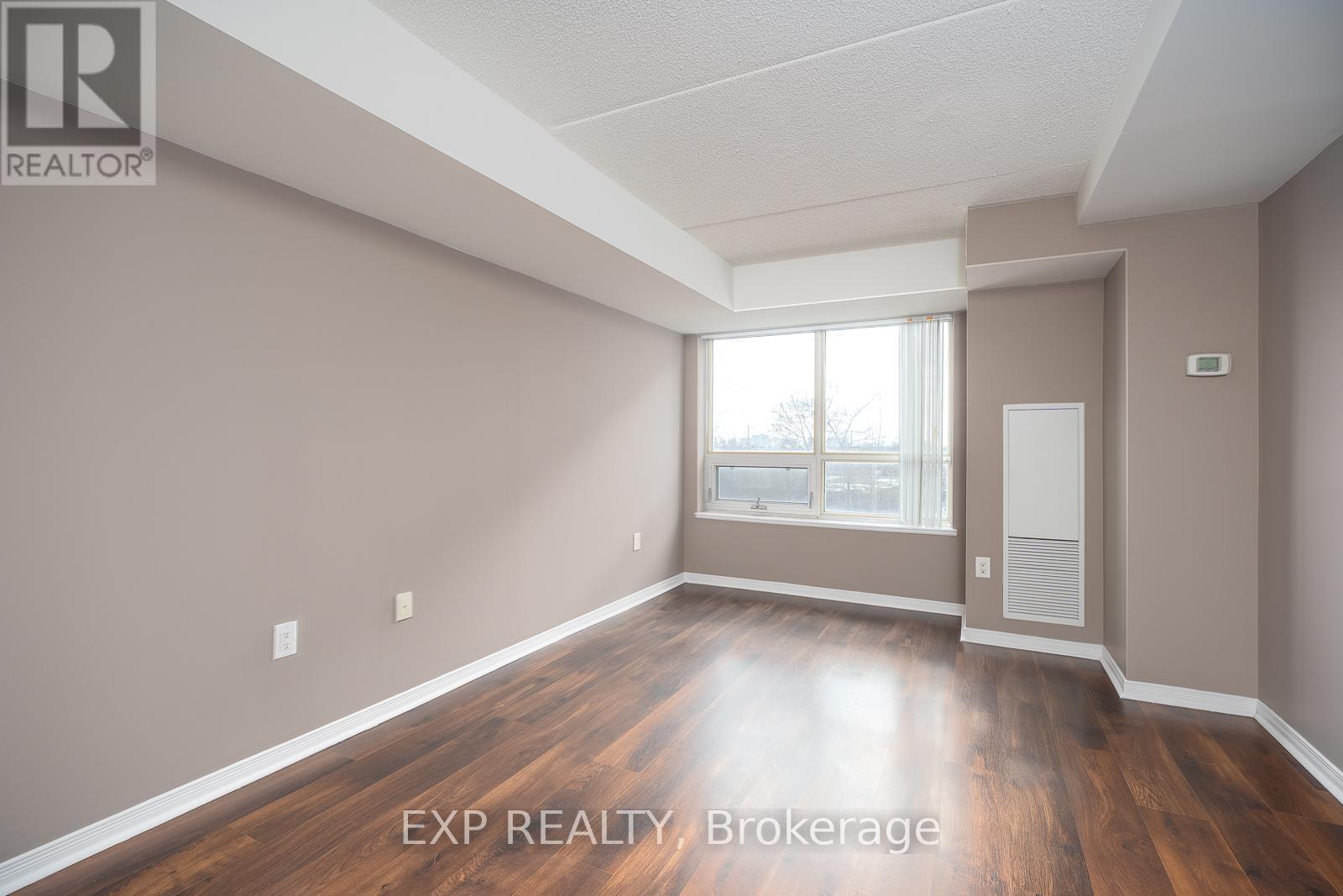 #519 4600 STEELES AVENUE E - 18