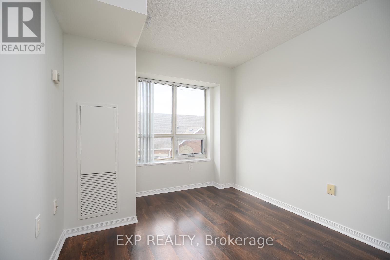 #519 4600 STEELES AVENUE E - 23