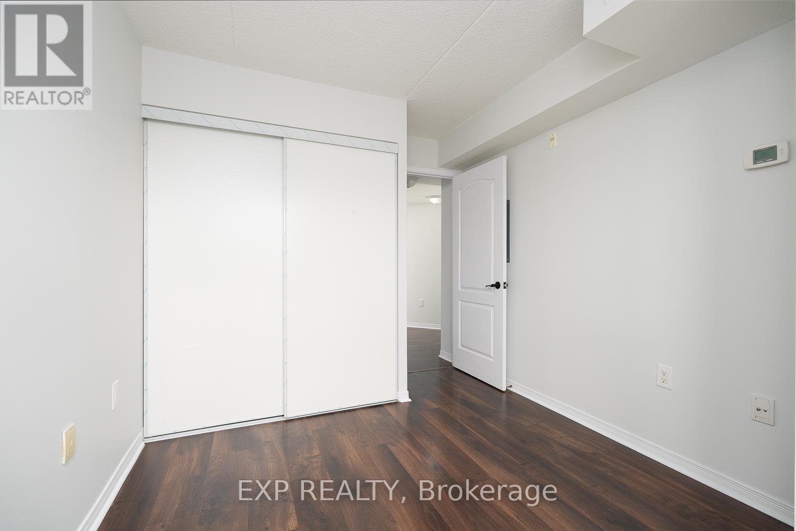 #519 4600 STEELES AVENUE E - 25