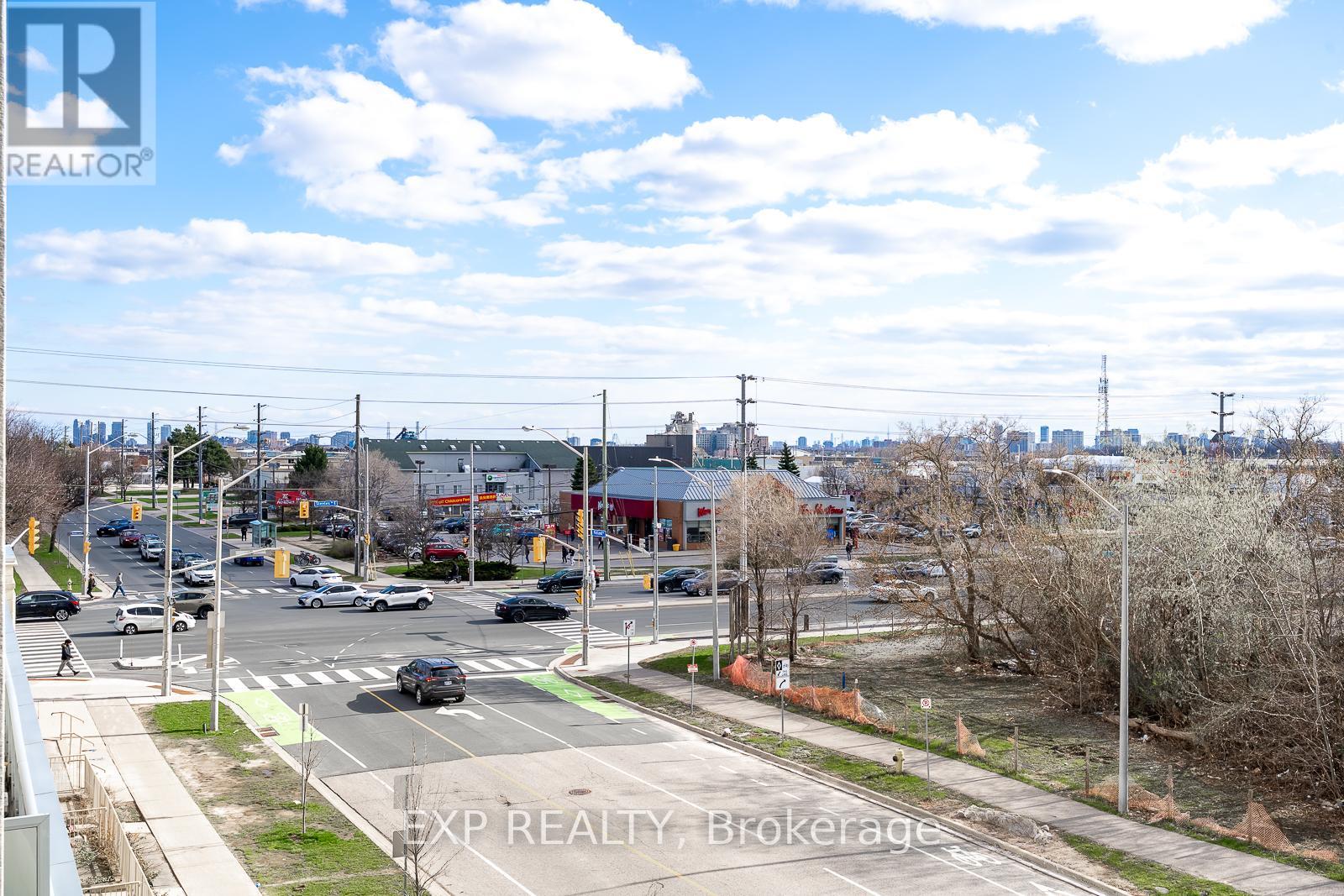 #519 4600 STEELES AVENUE E - 31