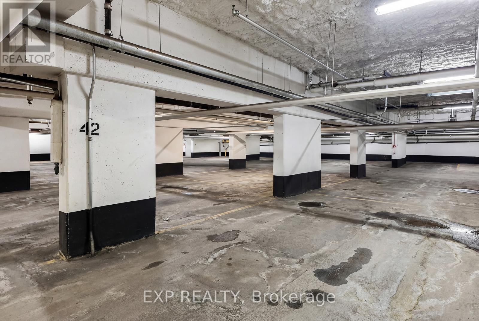 #519 4600 STEELES AVENUE E - 39