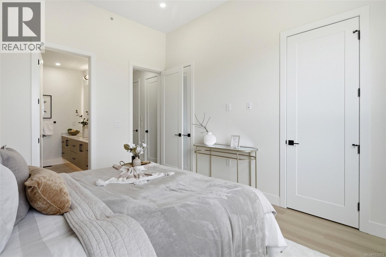  2124 Kingbird Drive, Langford