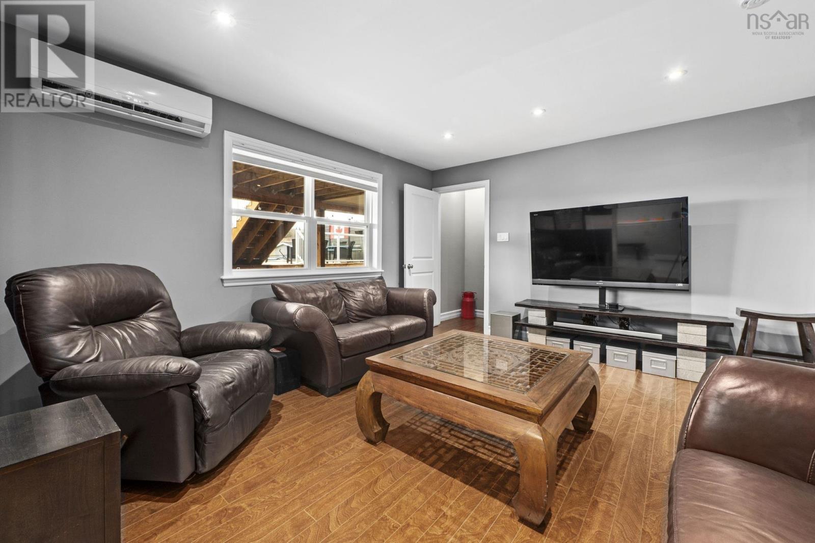 Property 25 of 45 of 160 Underwood Road