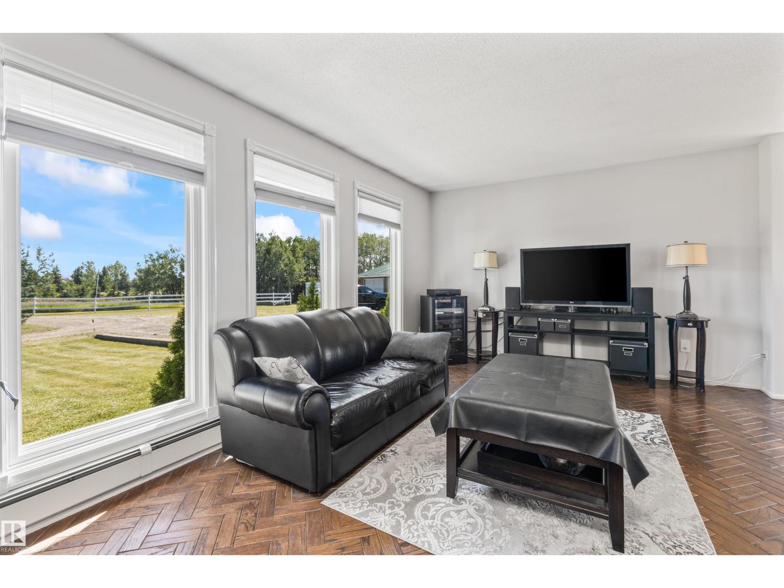 21341 TWP ROAD 534, Rural Strathcona County