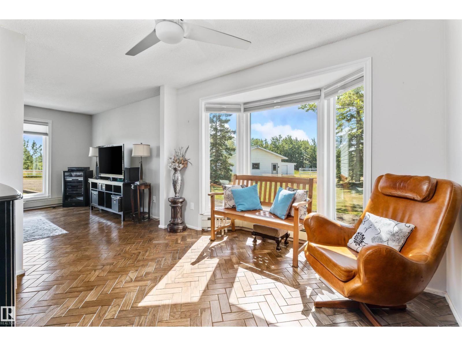 21341 TWP ROAD 534, Rural Strathcona County