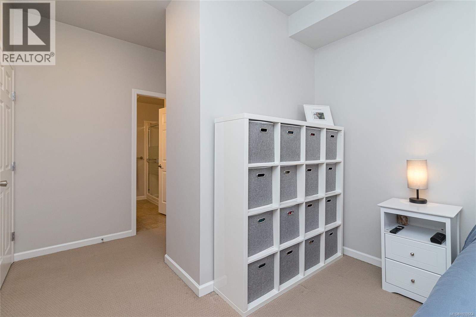 405 364 Goldstream Avenue, Colwood