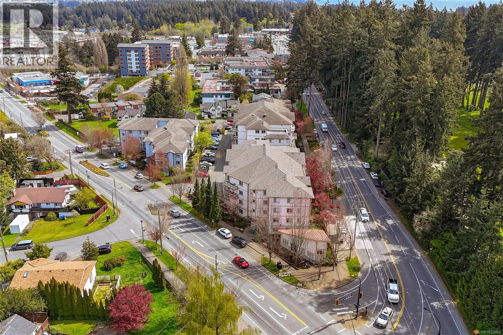 405 364 Goldstream Avenue, Colwood