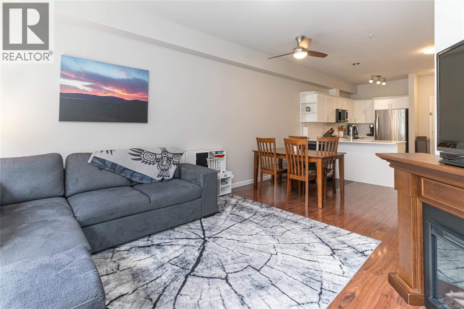 405 364 Goldstream Avenue, Colwood