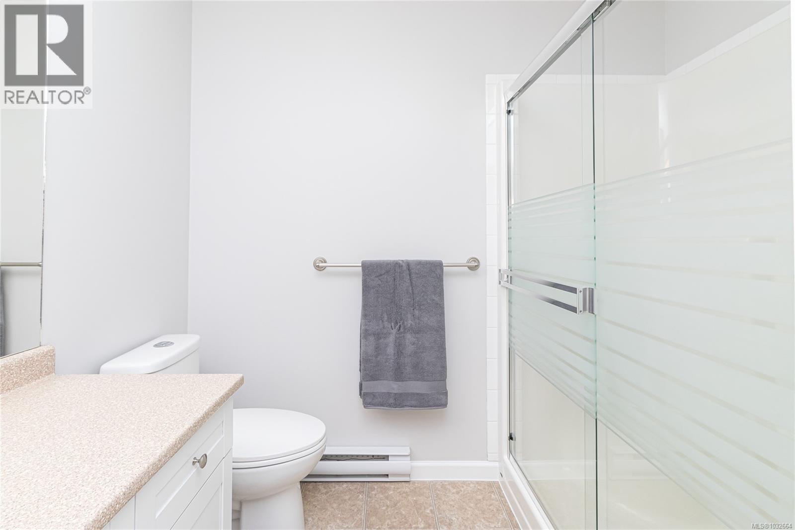 405 364 Goldstream Avenue, Colwood