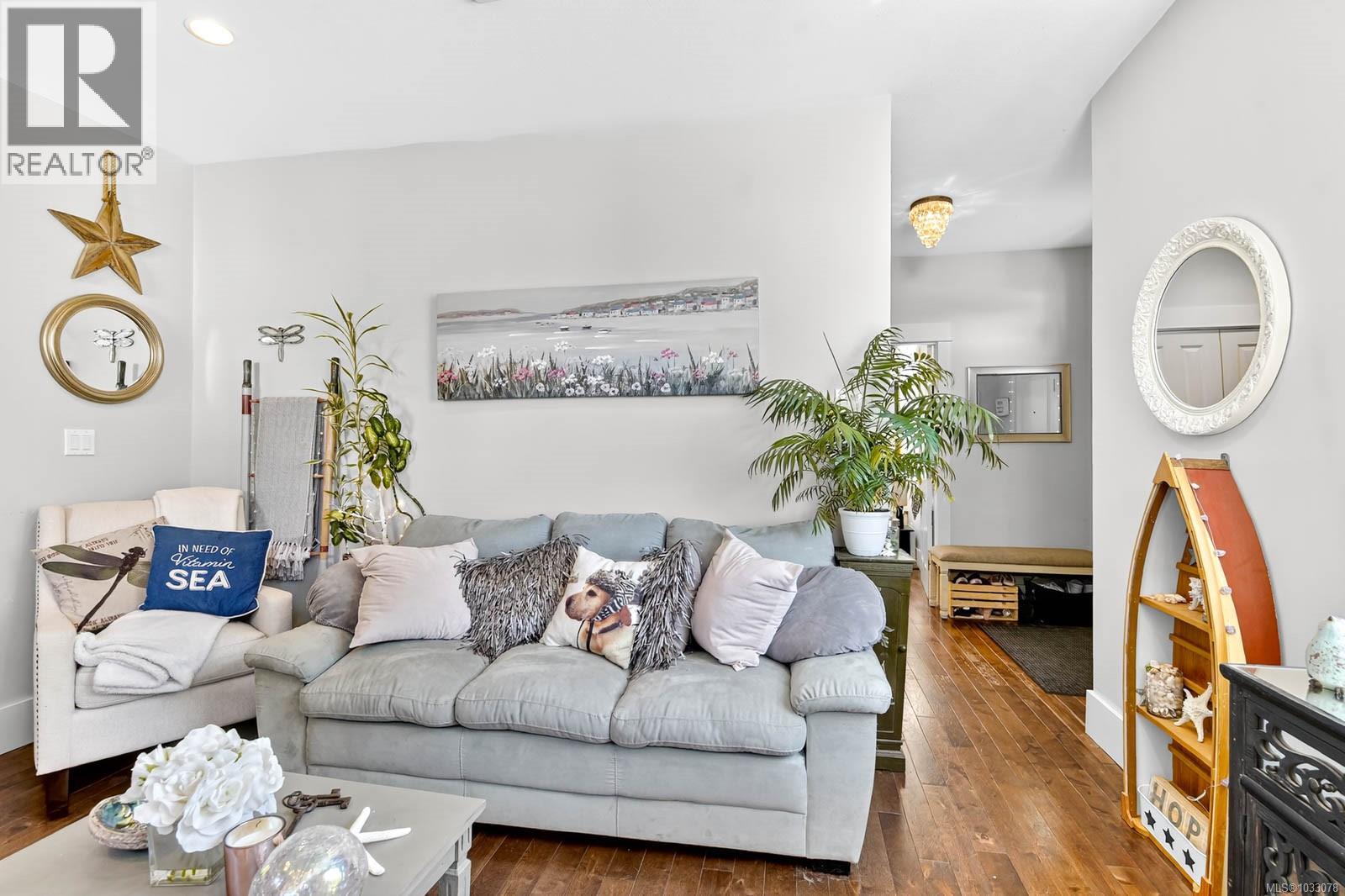 4455 Elizabeth St - 20