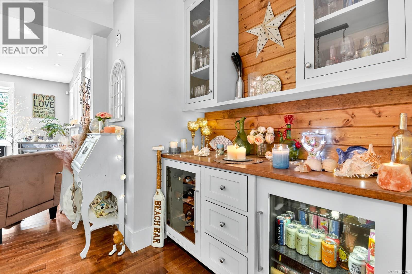 4455 Elizabeth St - 13