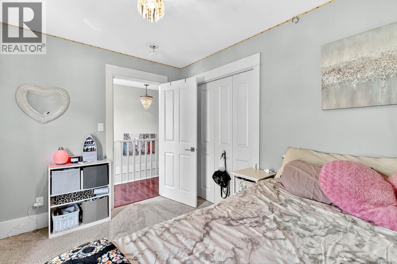 4455 Elizabeth St - 46