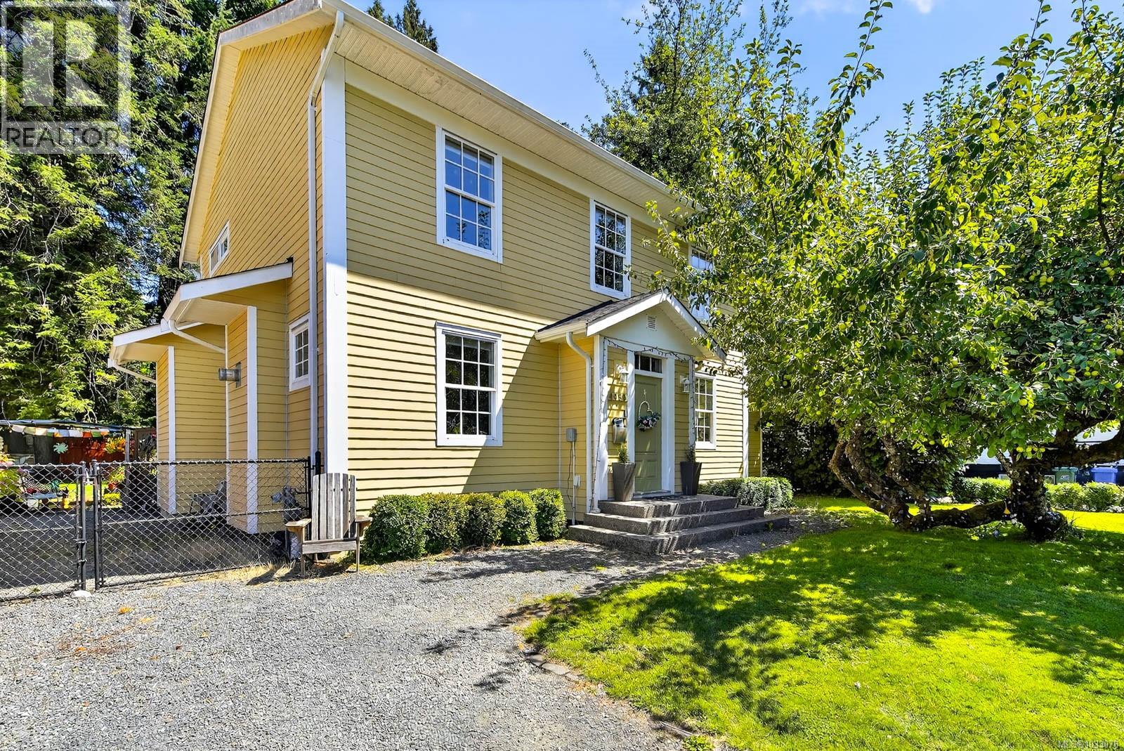 4455 Elizabeth St - 53