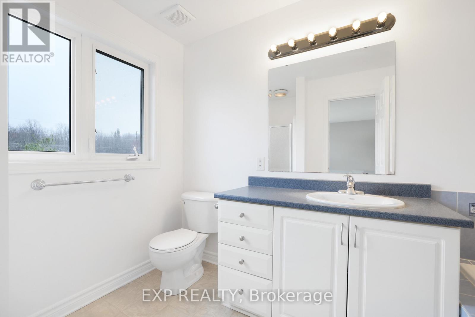 352 FORESTBROOK STREET — photo 21