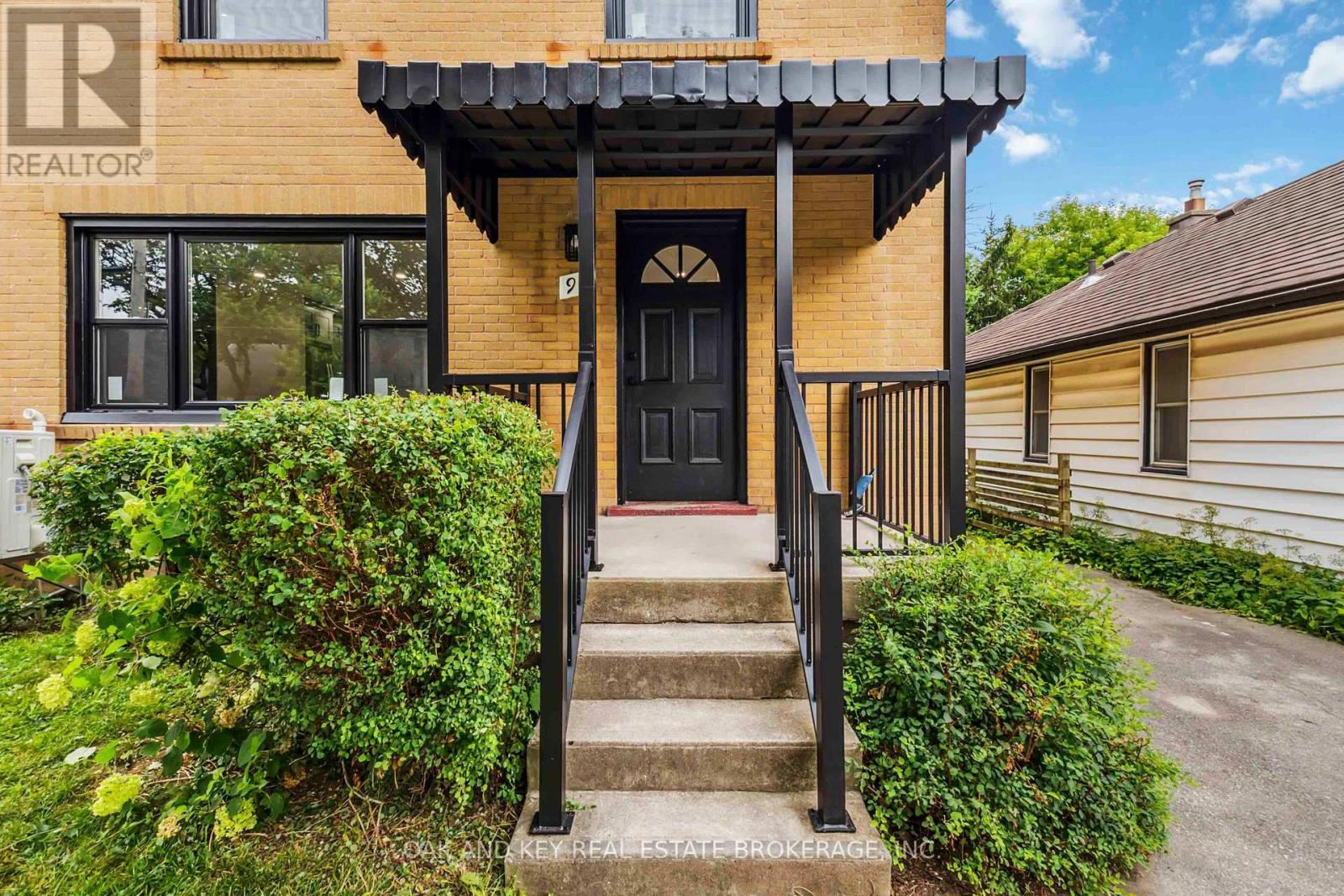 90 JACQUELINE STREET - 9