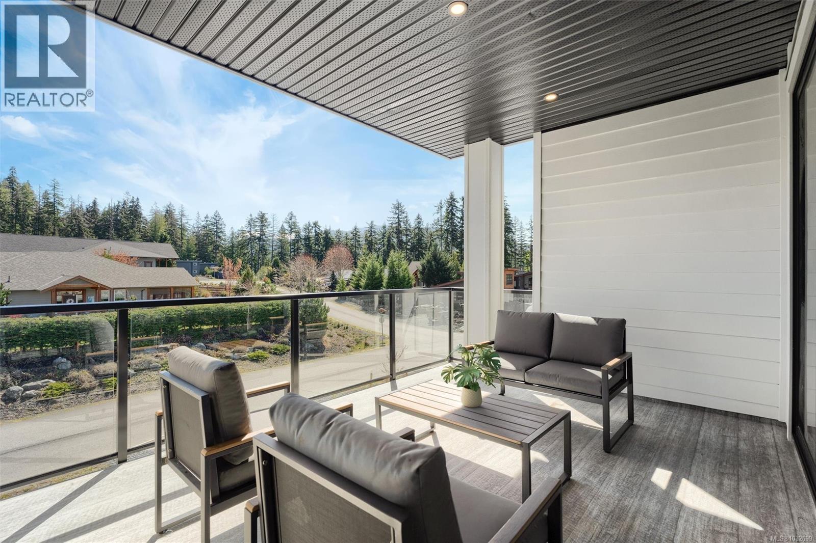  9382 Lakefront Rise, Lake Cowichan