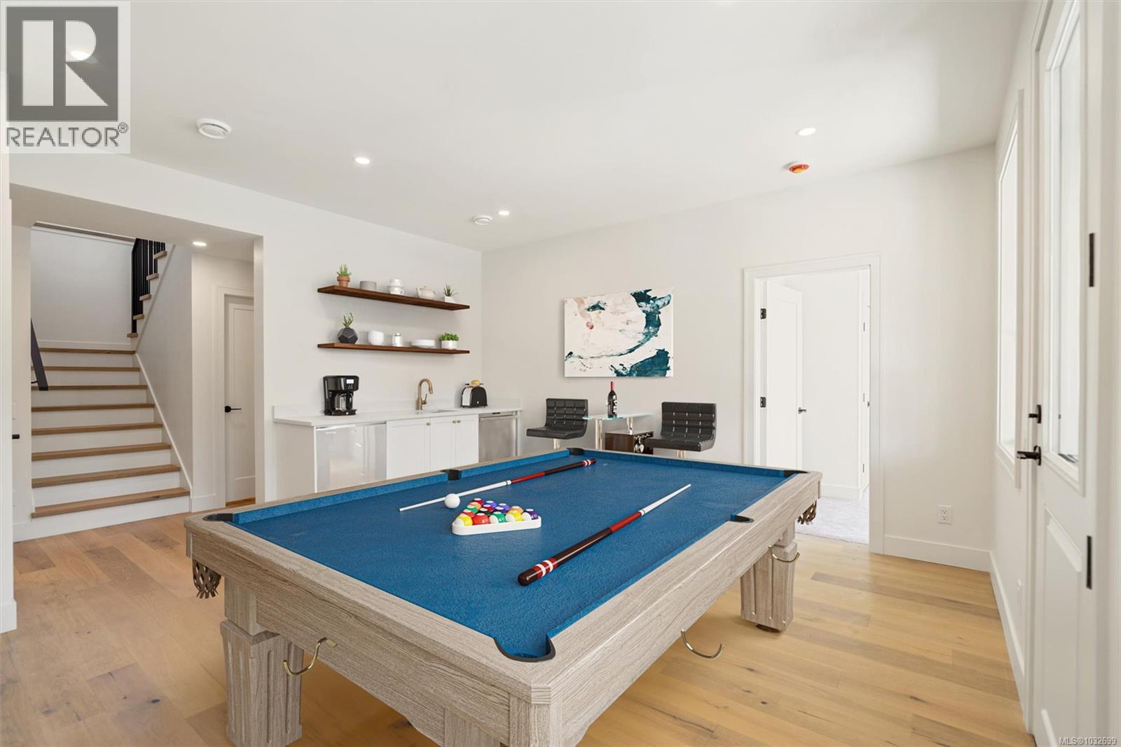  9382 Lakefront Rise, Lake Cowichan