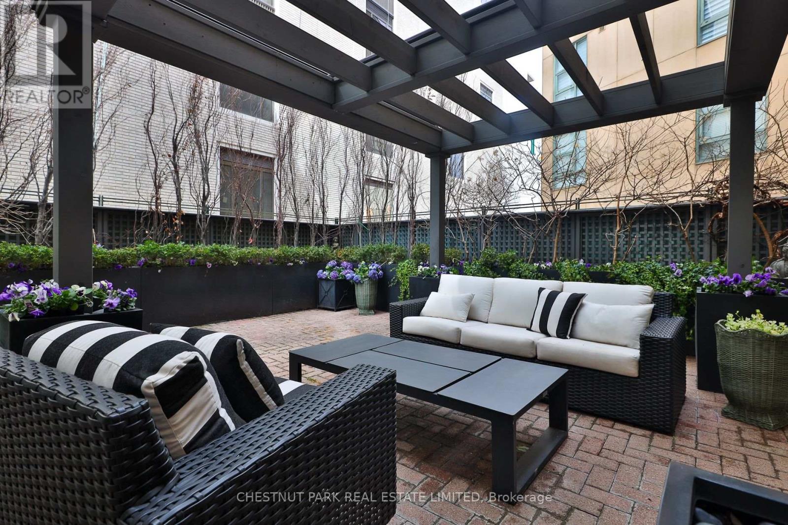 #204 77 AVENUE ROAD - 2