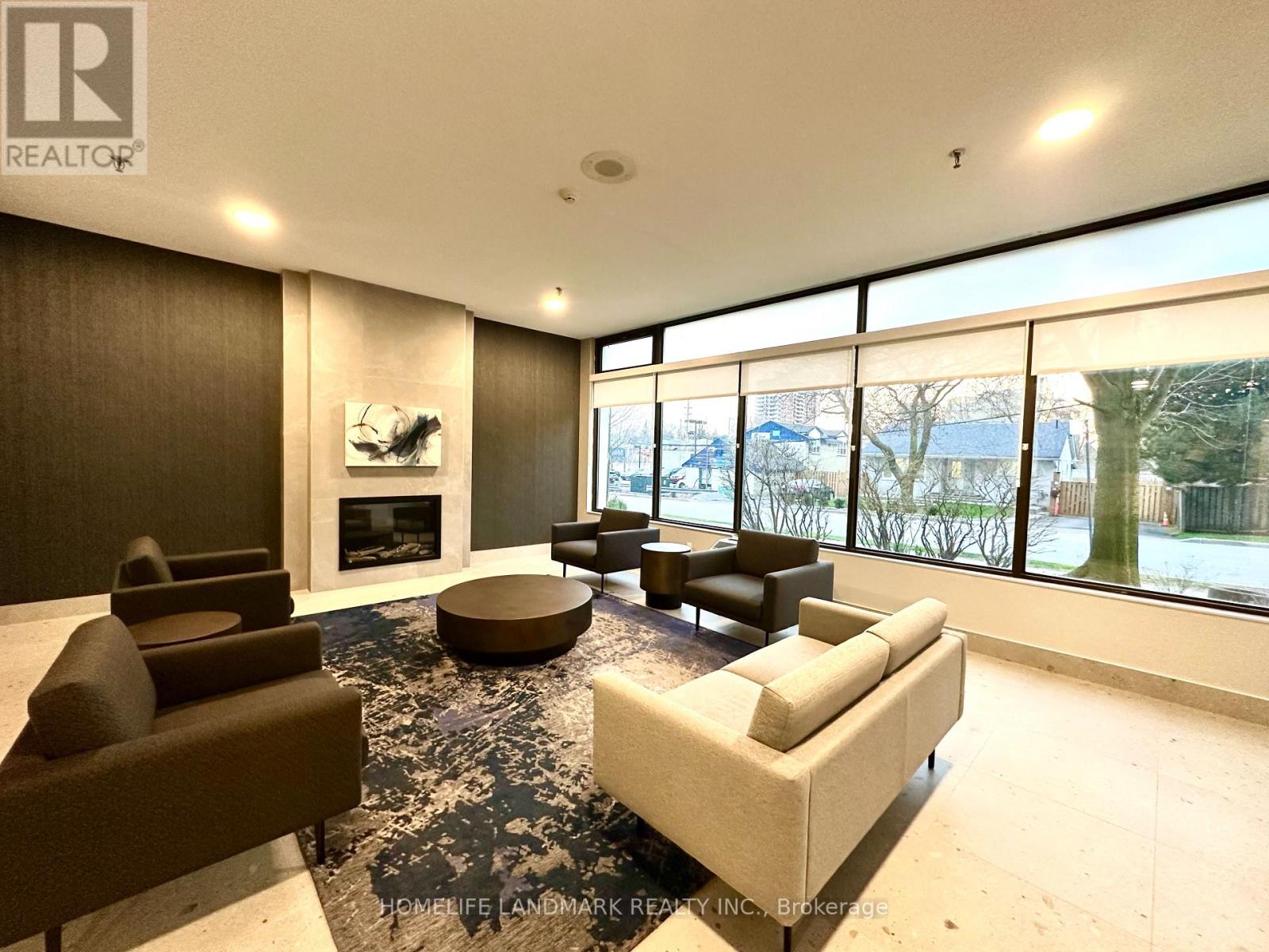 #303 1 REIDMOUNT AVENUE - 6