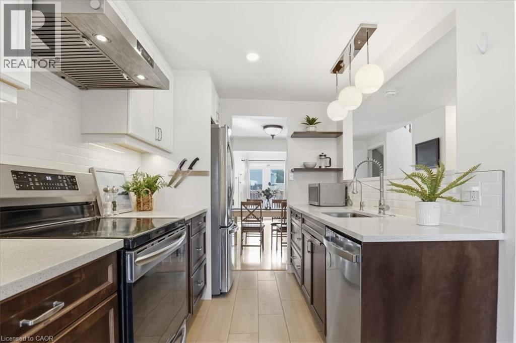 530 ROSEMEADOW Crescent, Waterloo, Ontario N2T2A1 - Photo 5