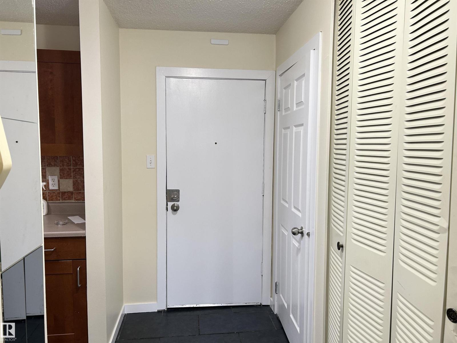 #404 10335 117 ST NW - 24