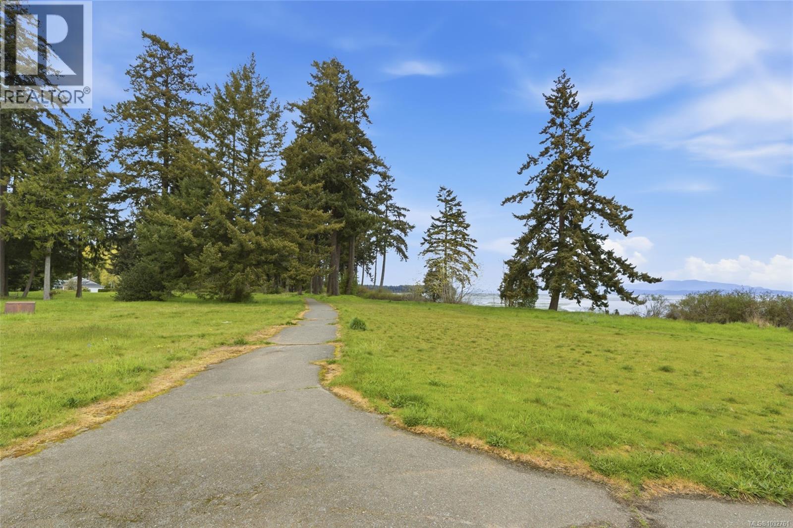 1354 Saturna Dr - 45